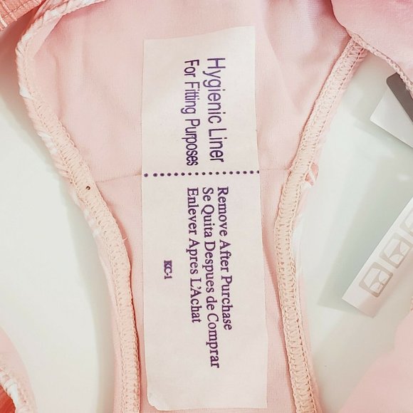 Pink Bikini - Picture 3 of 9